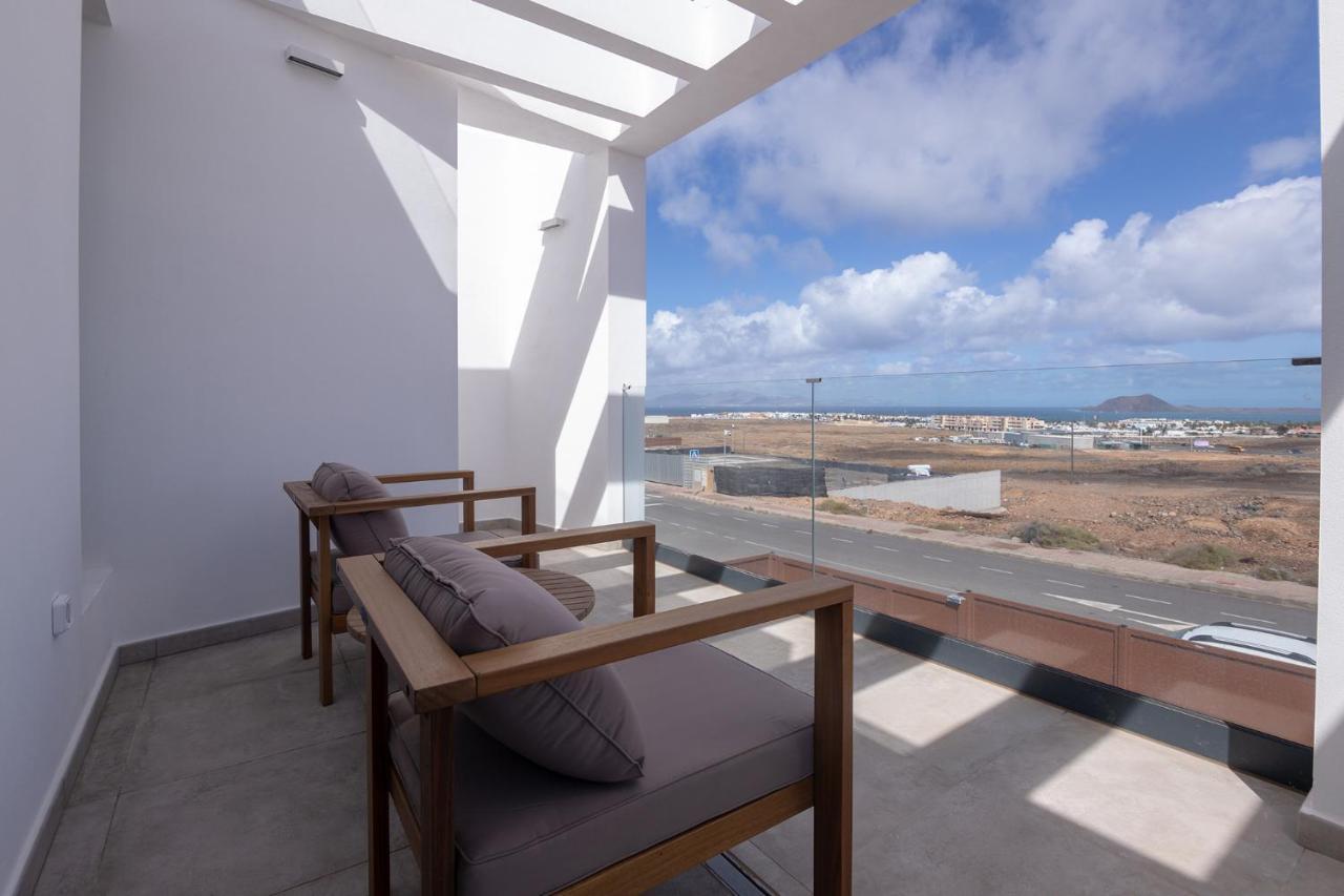 Villa Yolo Luxe Sur Private Pool Corralejo By Holidays Home Екстер'єр фото